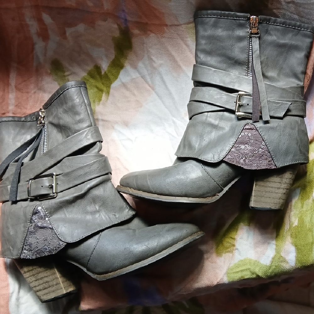 Vanity Gray Heeled Boots with Buckle and Lace Accent